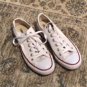 Converse Sneaker - BRAND NEW!